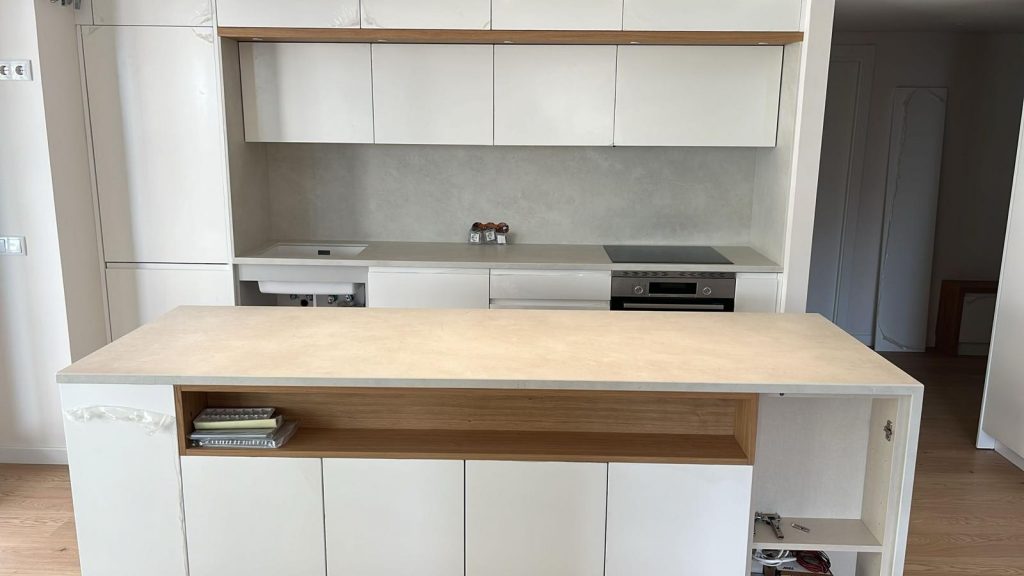 Mejor encimera para pisos de alquiler vacacional: opciones duraderas y rentables