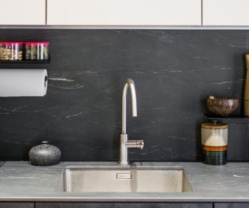 {"data":{},"source_type":"vicut","pictureId":"CFA3648C-1B5A-488F-9452-9308888E3465","exportType":"image_export","editType":"image_edit","tiktok_developers_3p_anchor_params":"{"picture_template_id":"","client_key":"aw889s25wozf8s7e","source_type":"vicut","capability_name":"retouch_edit_tool"}"}