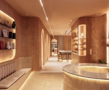 Syrah de Naturamia - mesa de entrada Syrah de Naturamia - mesa de entrada